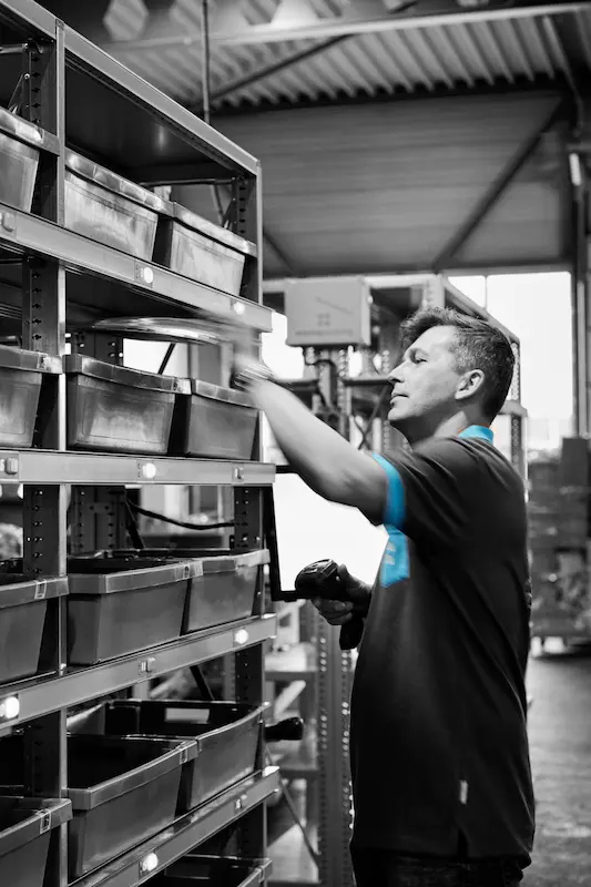 The shift to cloud-based solutions in warehouse management 
